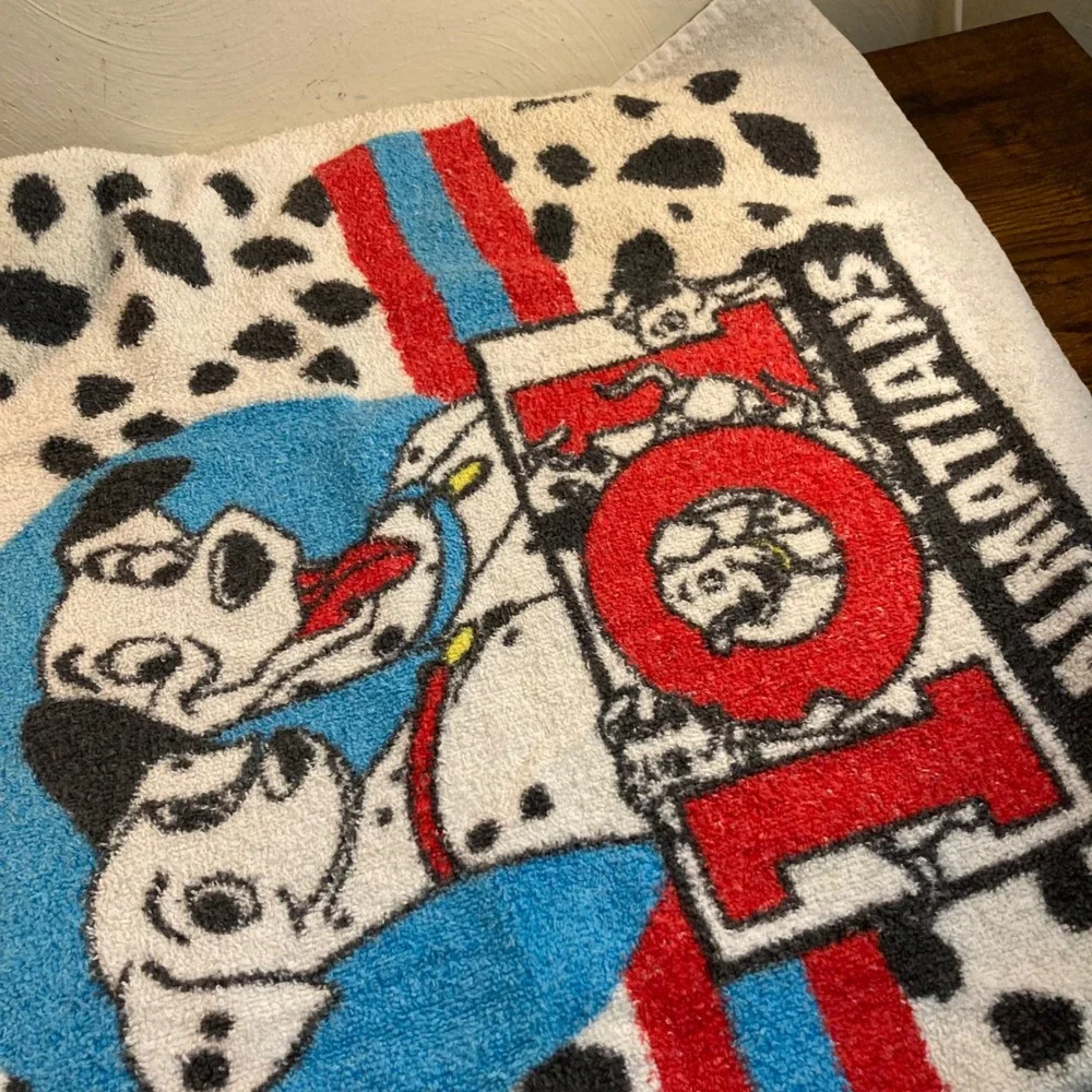 Disney 101 Dalmatians Vintage Beach Towel Pongo Perdita Cotton Terry 38x23